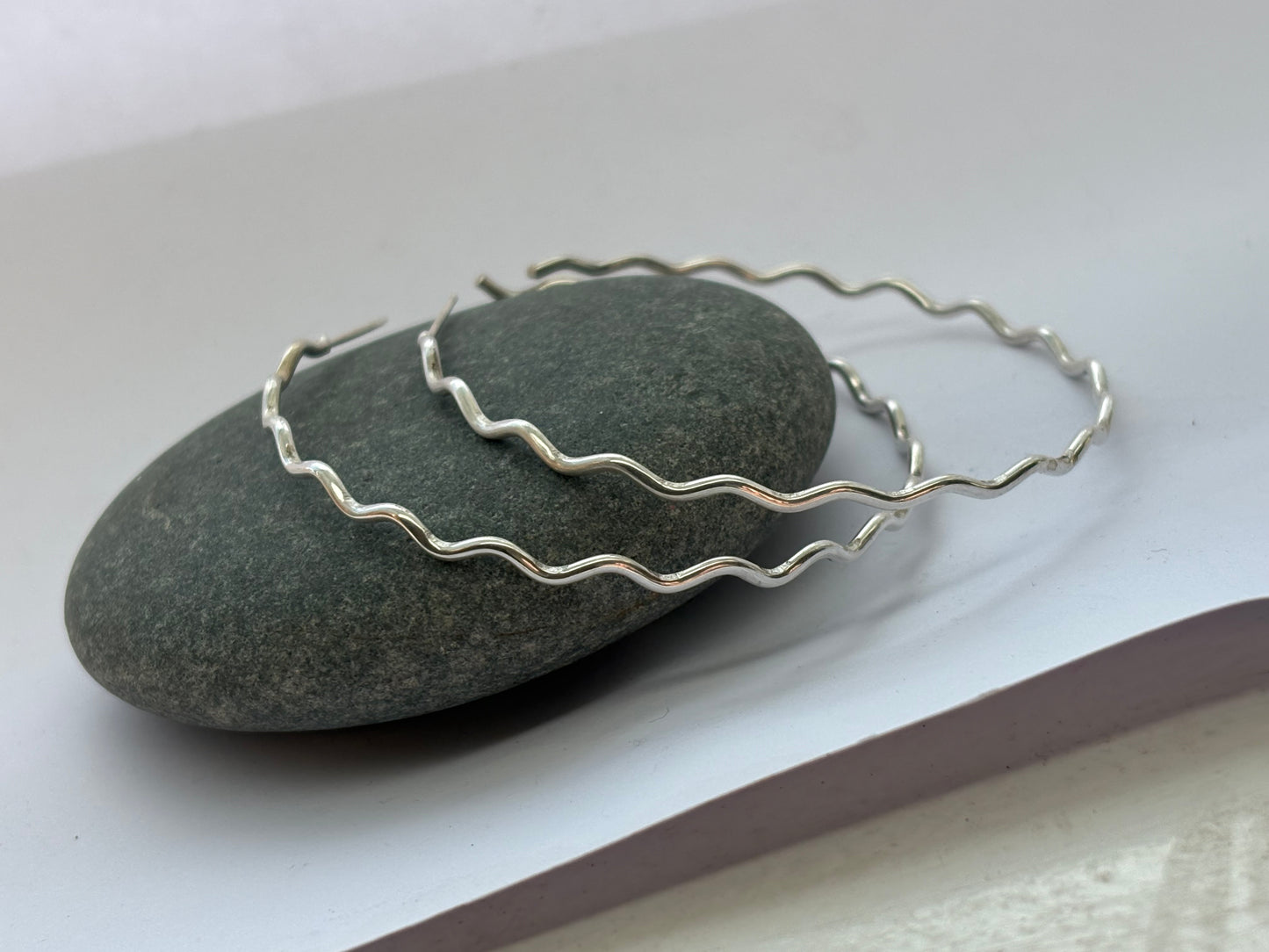 Wavy sterling silver 5.5cm hoops