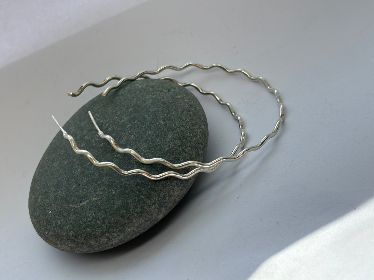Wavy sterling silver 5.5cm hoops